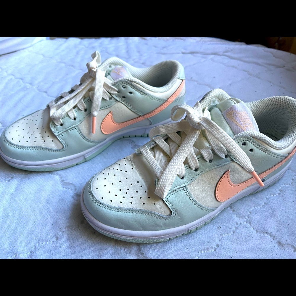Nike Dunk Low Barely Green (W)